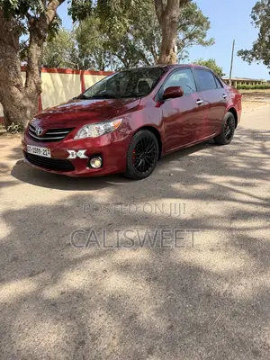 Toyota Corolla LE 4dr Sedan (1.8L 4cyl 4A) 2013 Burgundy