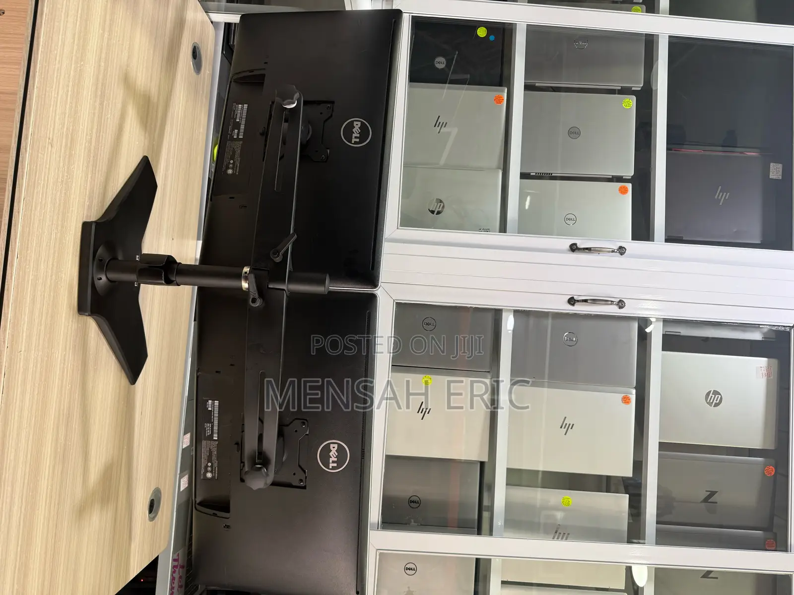Dual Monitors