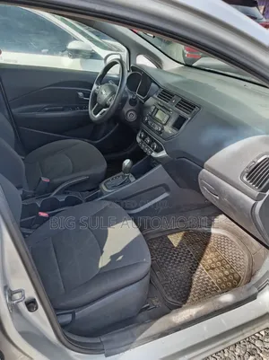 Kia Rio EX 4dr Sedan (1.6L 4cyl 6A) 2013 Silver