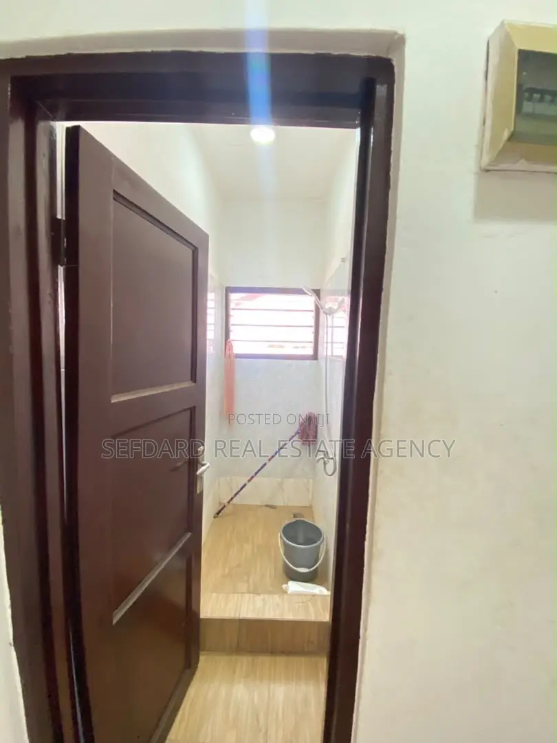 3bdrm House in Sefdard Properties, Adjiriganor for rent