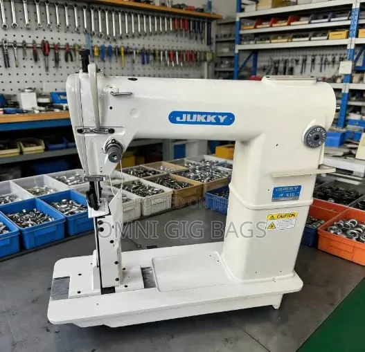 Post Bed Industrial Sewing Machine