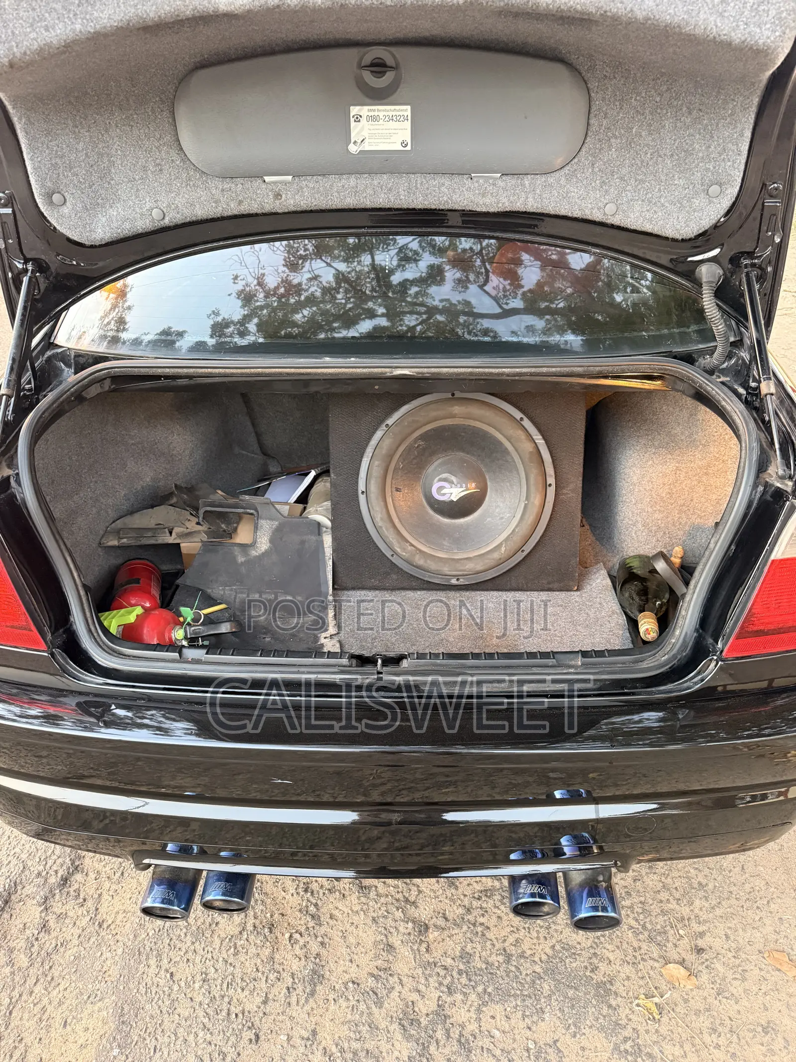 BMW 318i 2010 Black