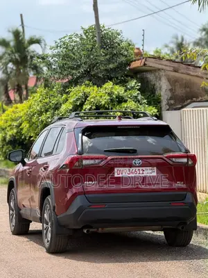 Toyota RAV4 XLE Premium AWD 2024 Red