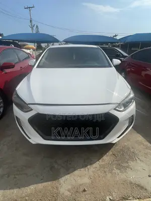 Hyundai Elantra 2018 White