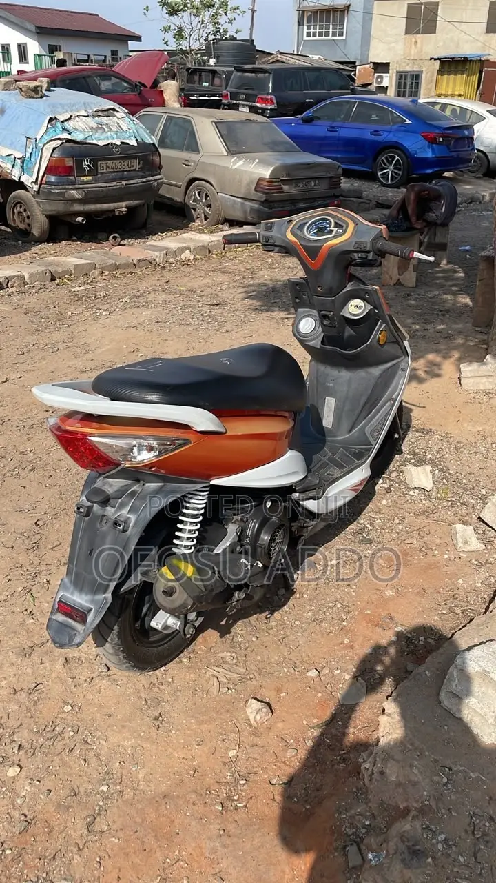 Kymco 2023 Orange