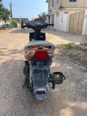 Kymco 2023 Orange