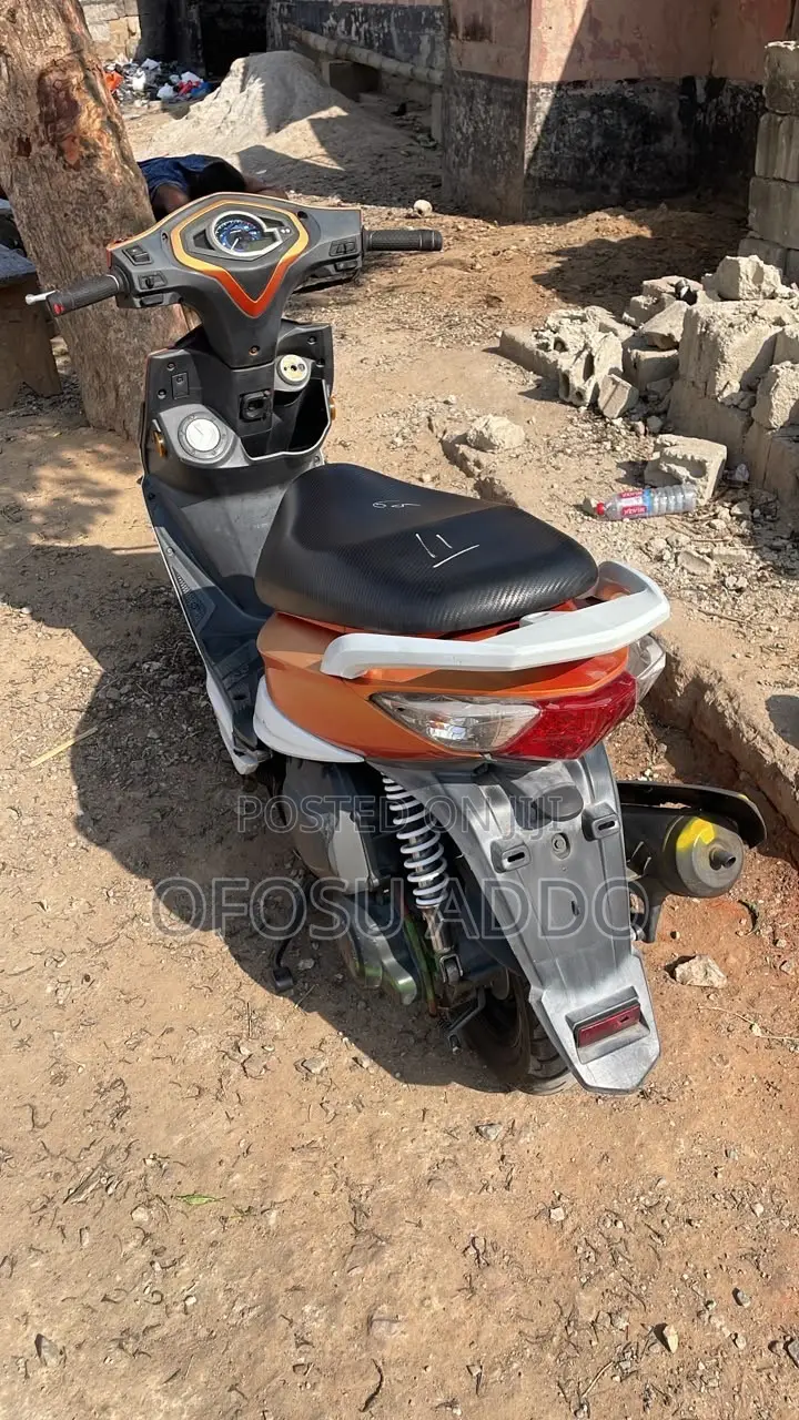Kymco 2023 Orange
