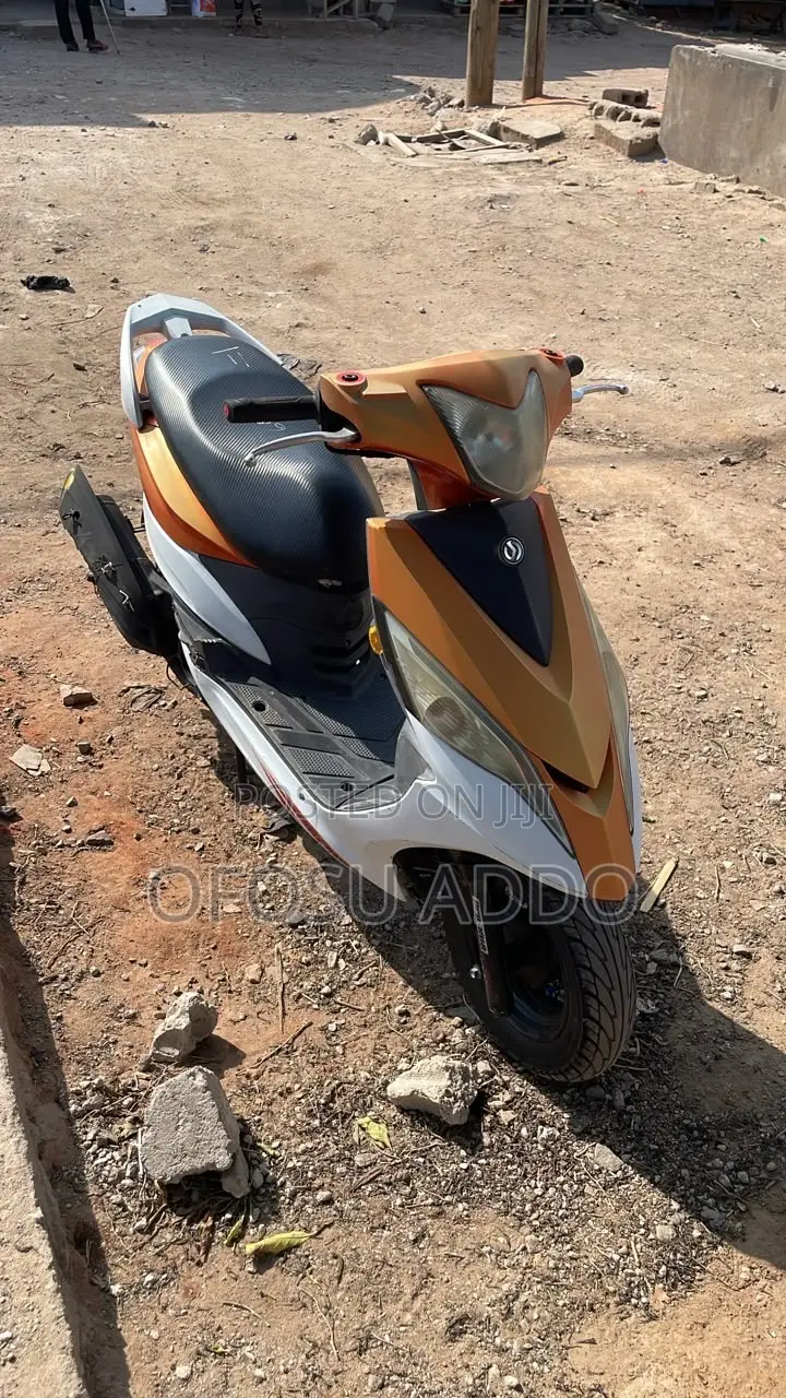 Kymco 2023 Orange