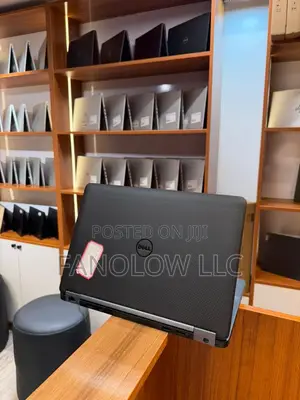 Laptop Dell Latitude E7270 8GB Intel Core i5 SSD 256GB