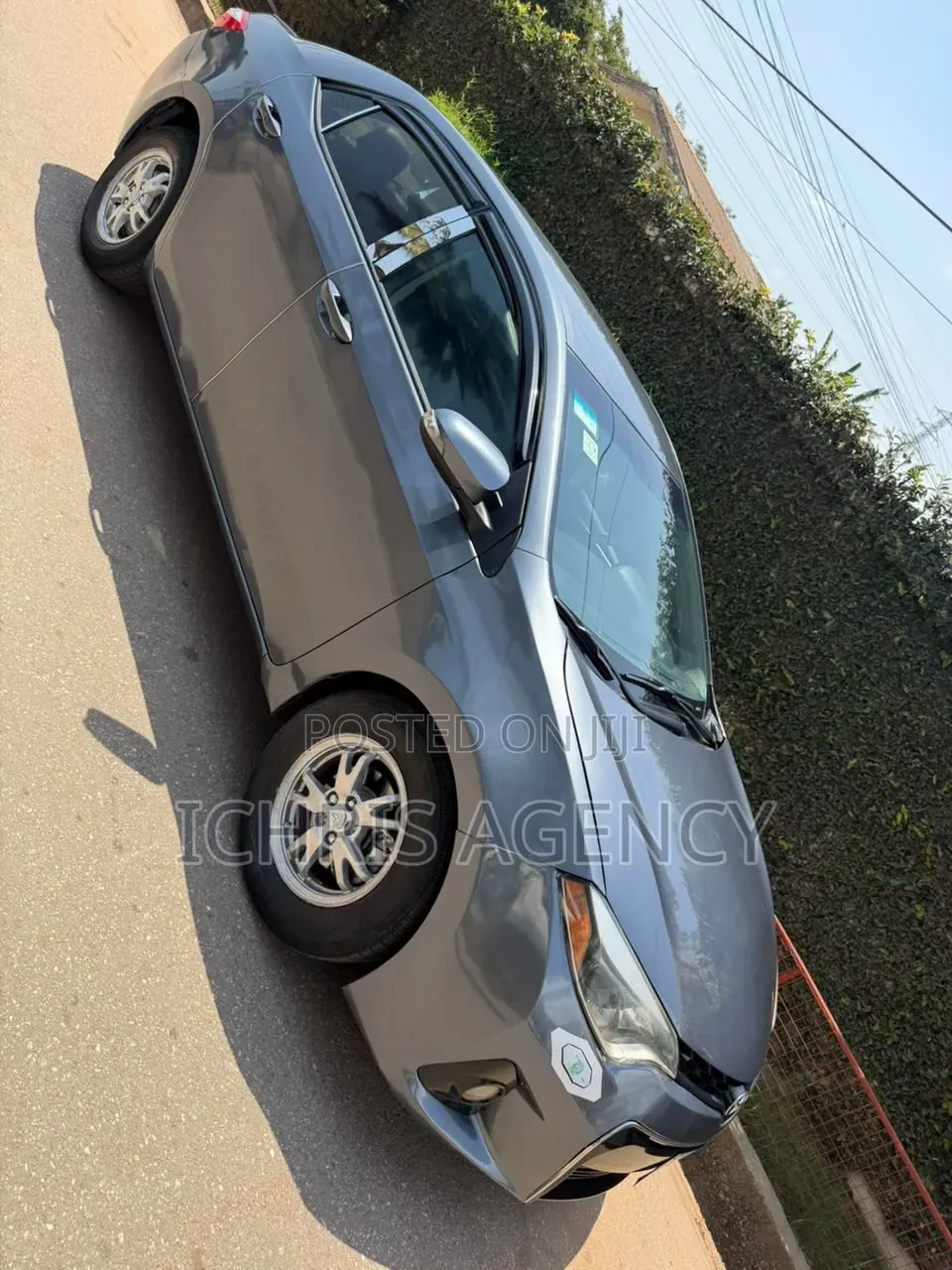 Toyota Corolla L 4dr Sedan (1.8L 4cyl Manual) 2016