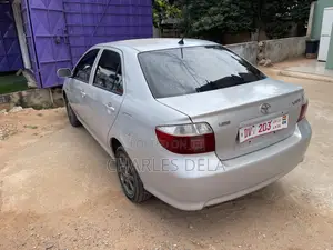 Toyota Vios 2012 Silver