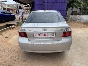 Toyota Vios 2012 Silver