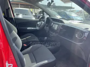 Toyota Vitz 1.3 AWD 3dr 2016 Red
