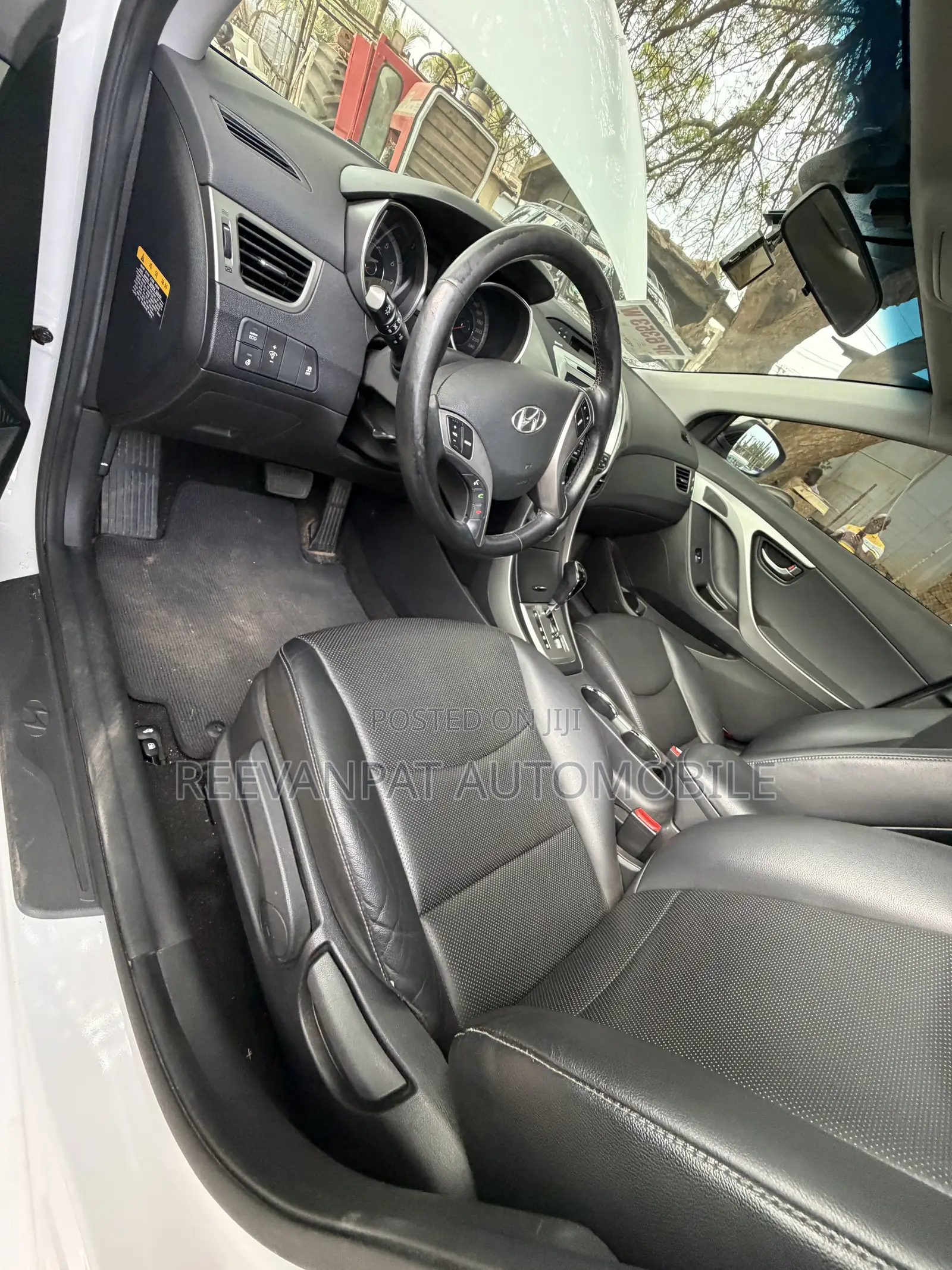 Hyundai Avante 2013 White