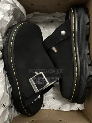 Dr Martens Zebzag