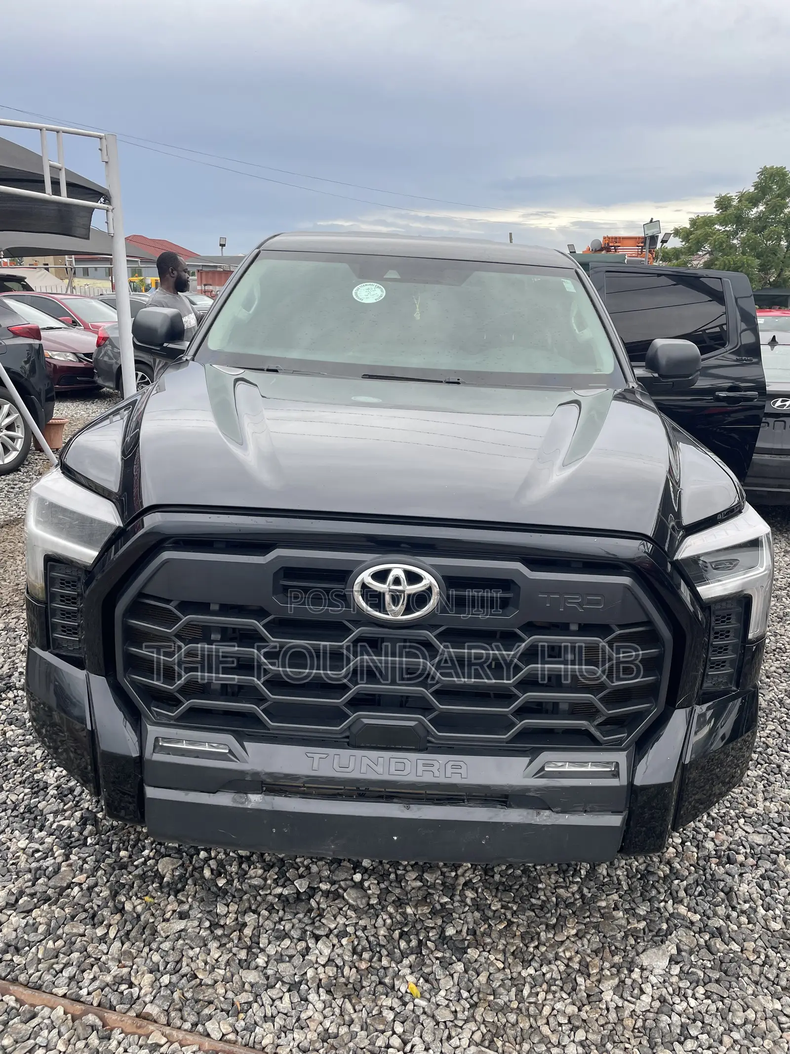 Toyota Tundra 2022 Black