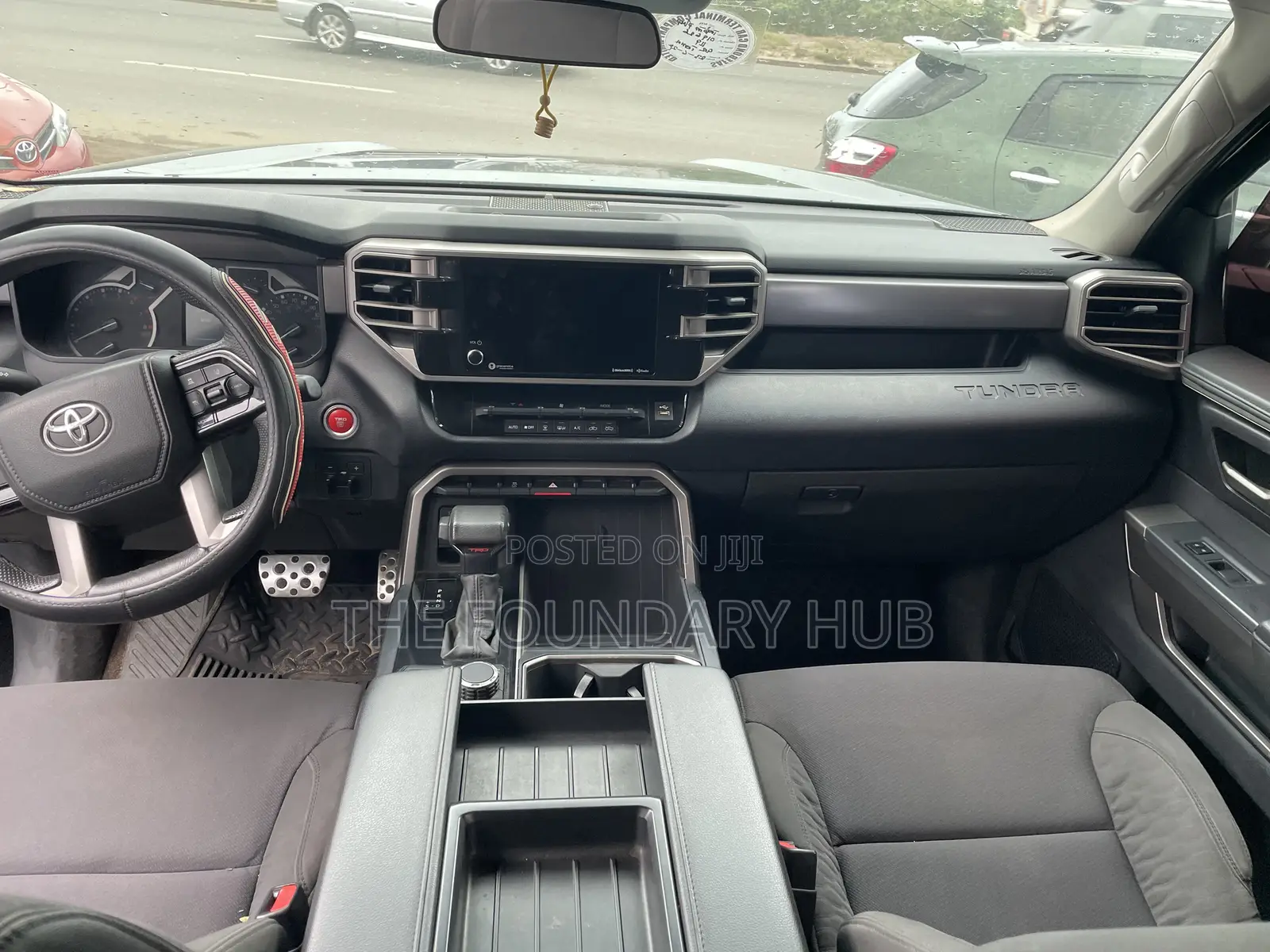 Toyota Tundra 2022 Black