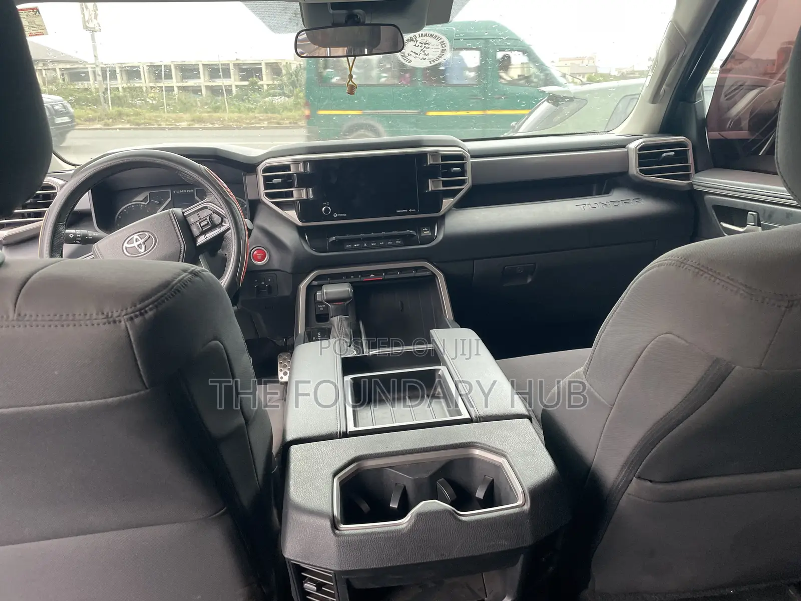Toyota Tundra 2022 Black
