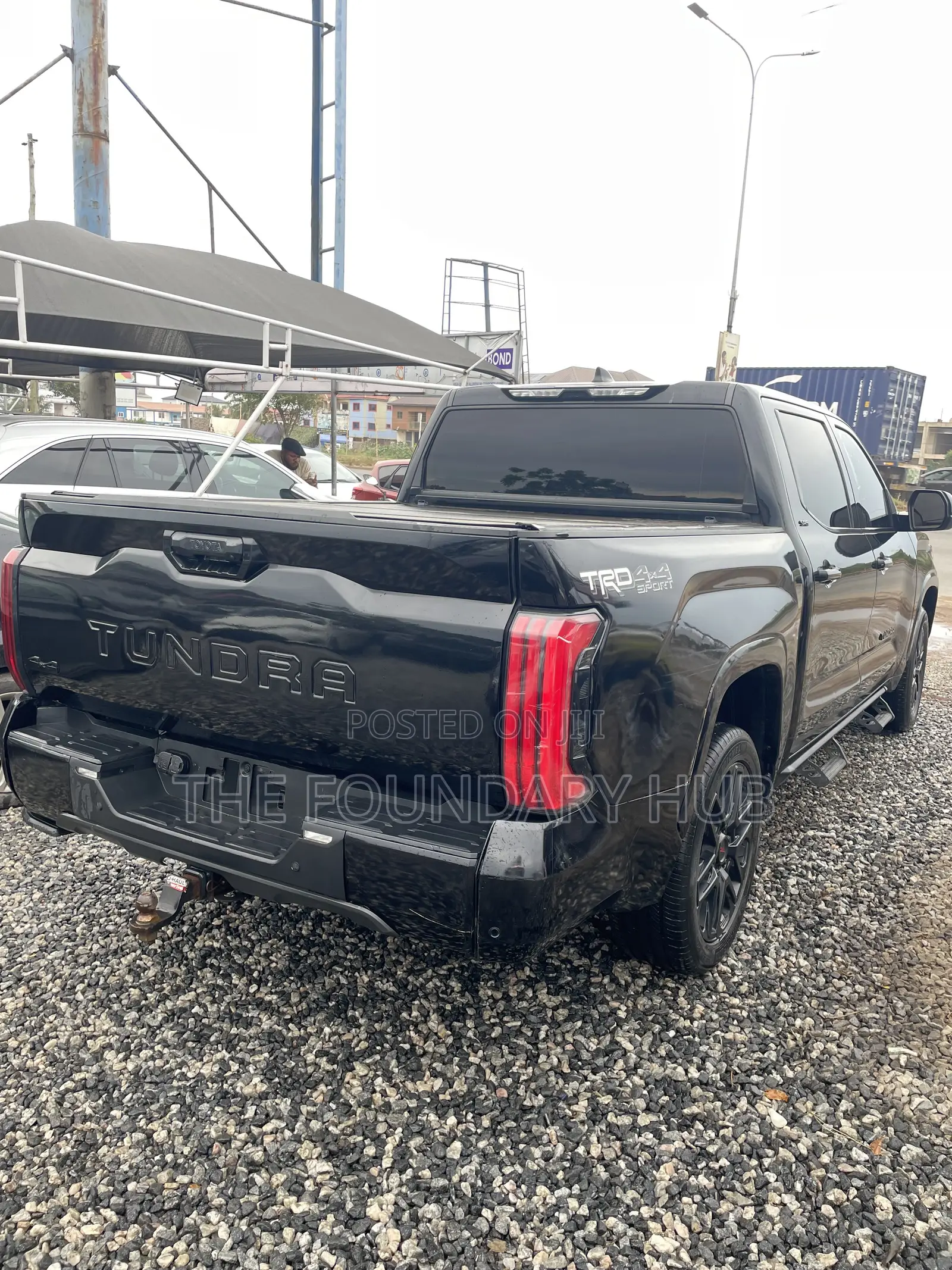 Toyota Tundra 2022 Black