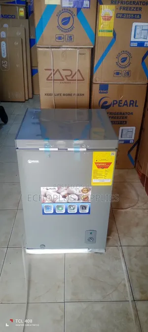Pearl Chest Freezer/100 Liters/Sliding Glass Door