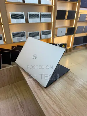 Laptop Dell XPS 15 7590 16GB Intel Core i7 SSD 256GB