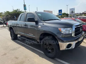 Toyota Tundra Double Cab 4x4 5.7L V8 2013 Gray