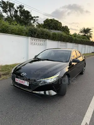 Hyundai Elantra Limited 2021 Black