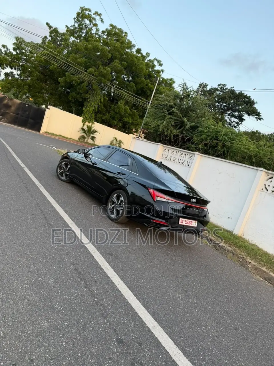 Hyundai Elantra Limited 2021 Black
