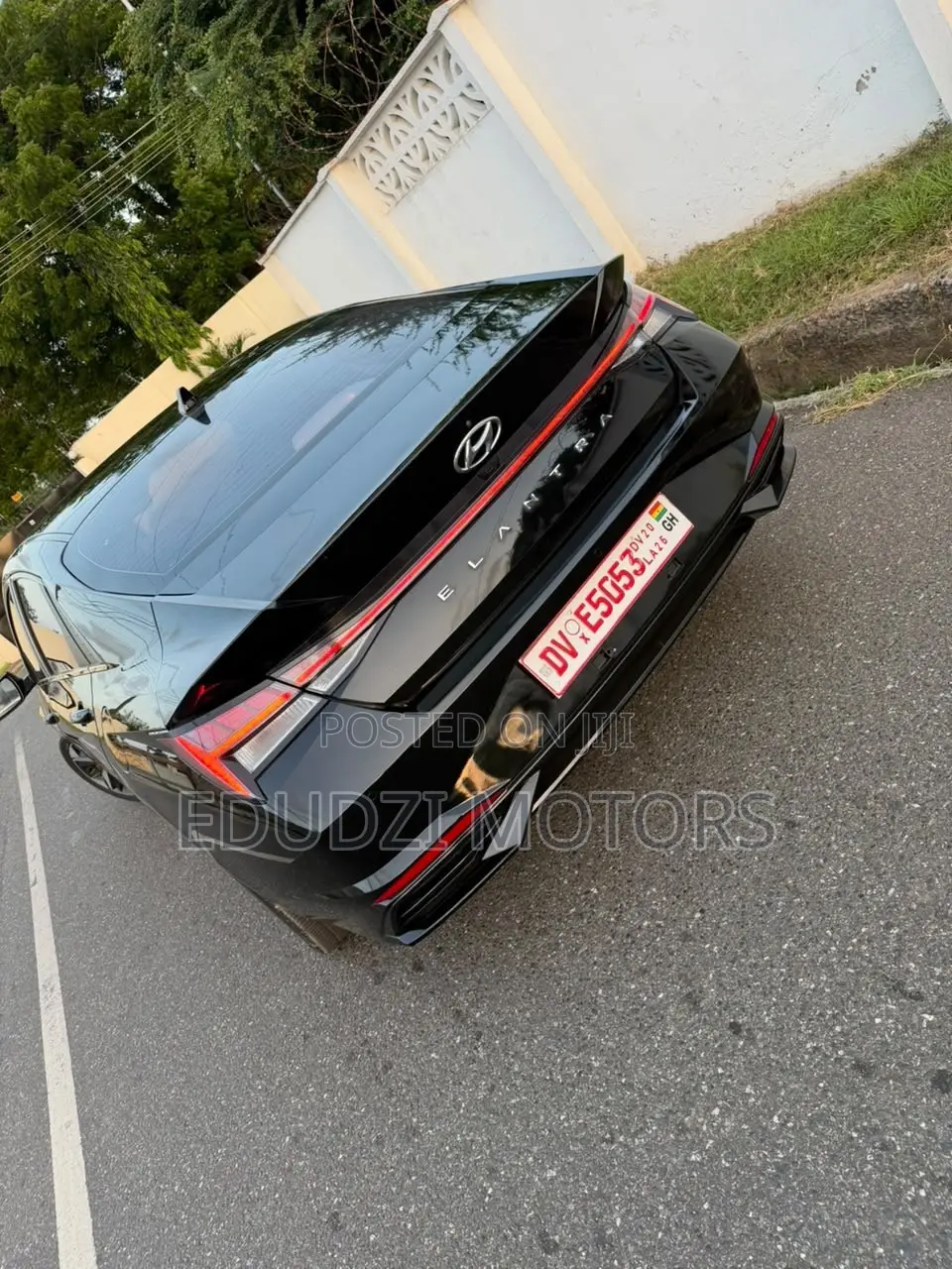 Hyundai Elantra Limited 2021 Black