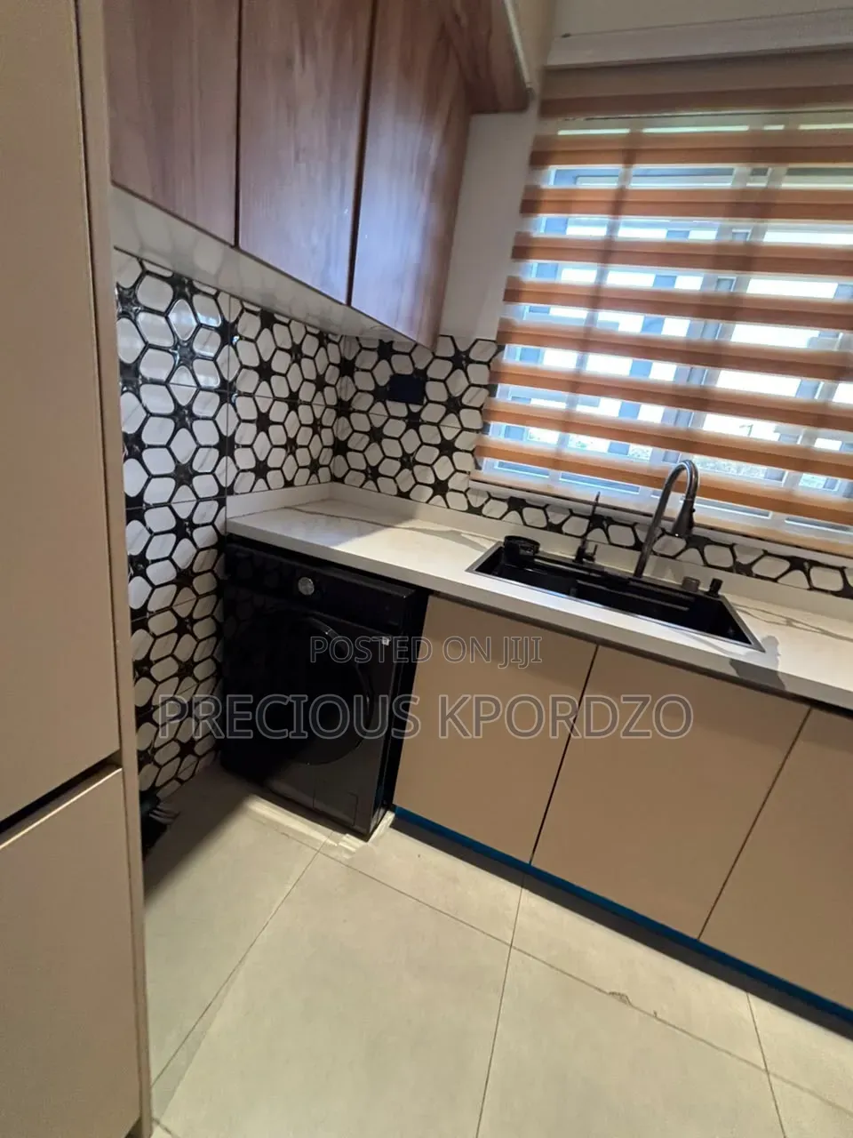 2bdrm Apartment in Lakeside Estate for rent