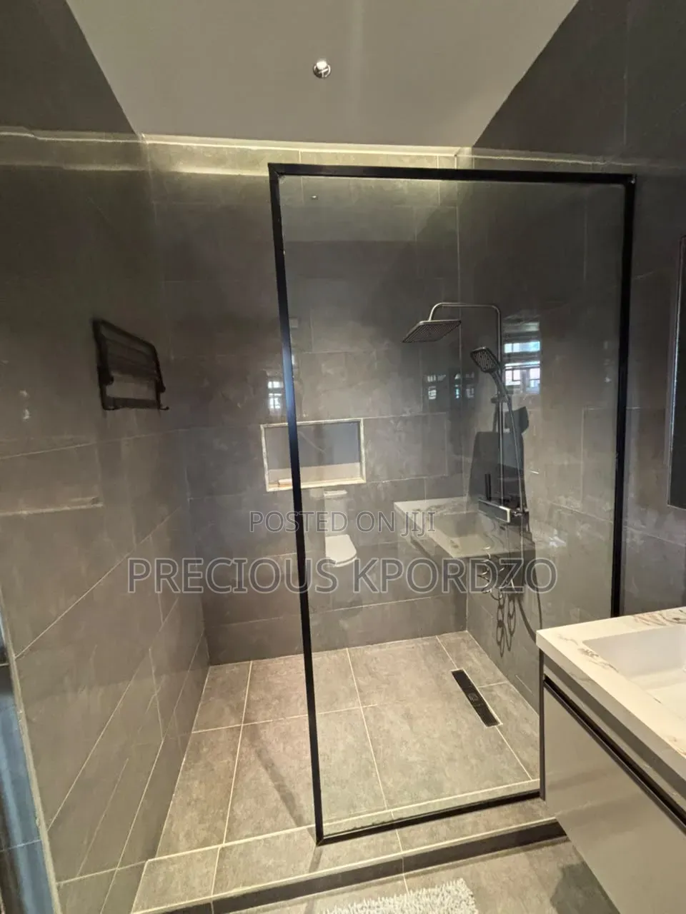 2bdrm Apartment in Lakeside Estate for rent