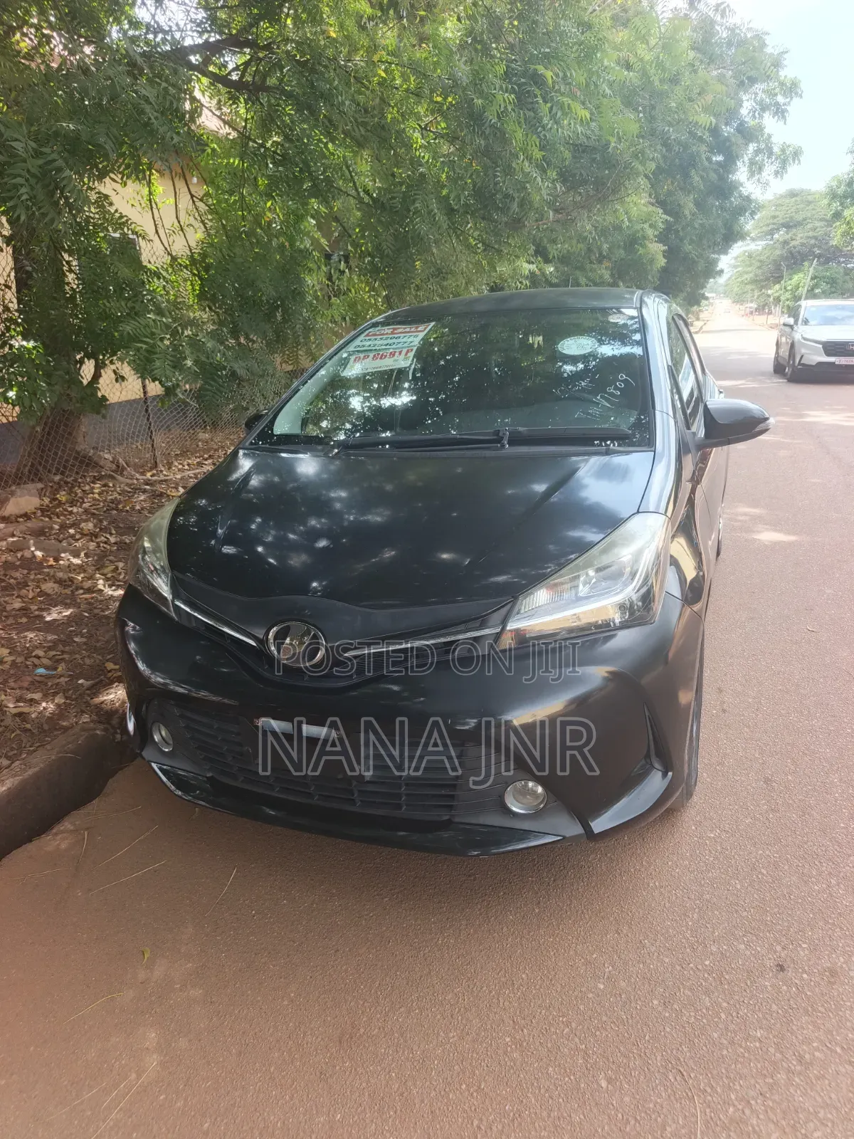 Toyota Vitz 2016 Black