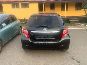 Toyota Vitz 2016 Black