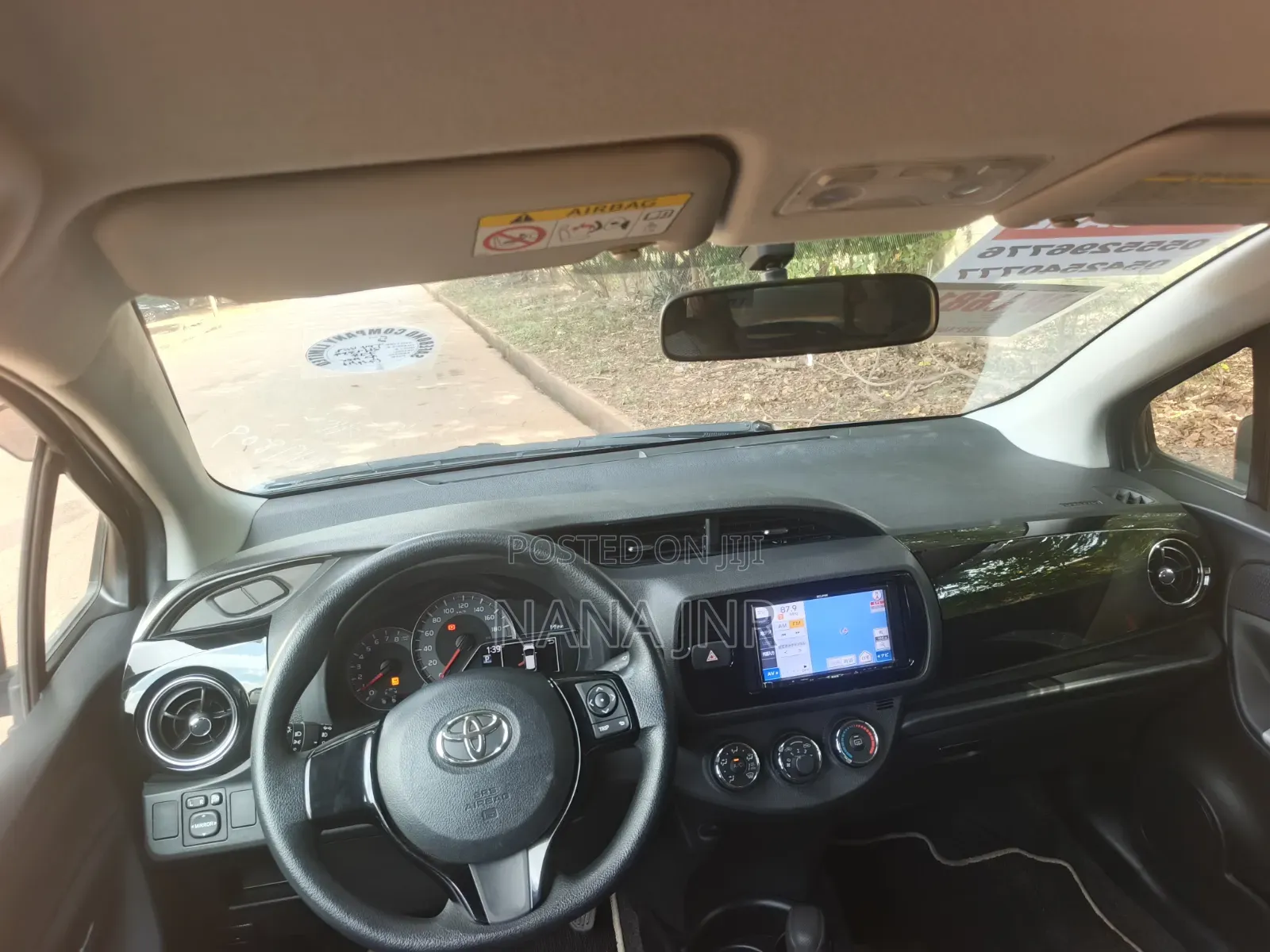 Toyota Vitz 2016 Black