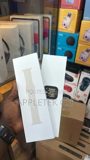 New Apple Watch Series 12 42mm Cellular