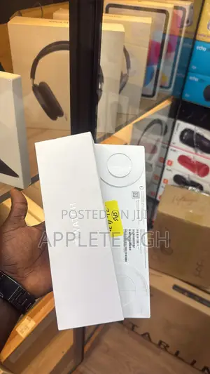 New Apple Watch Series 12 42mm Cellular