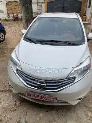 Nissan Versa 2015 White