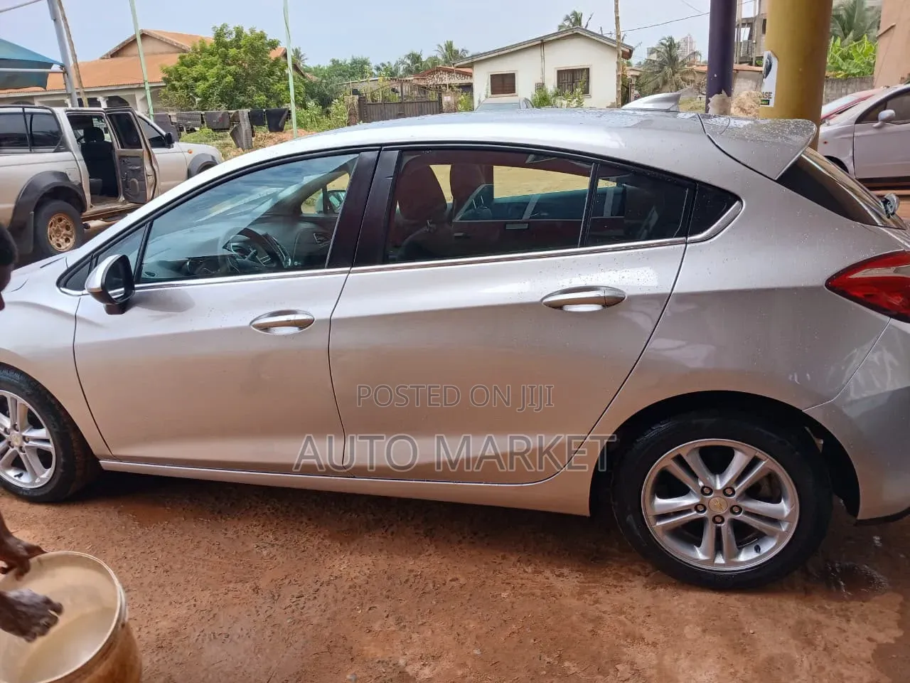Chevrolet Cruze LT Auto Hatchback 2017 Silver