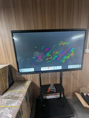 Smart Panel Interactive LCD Touchscreen