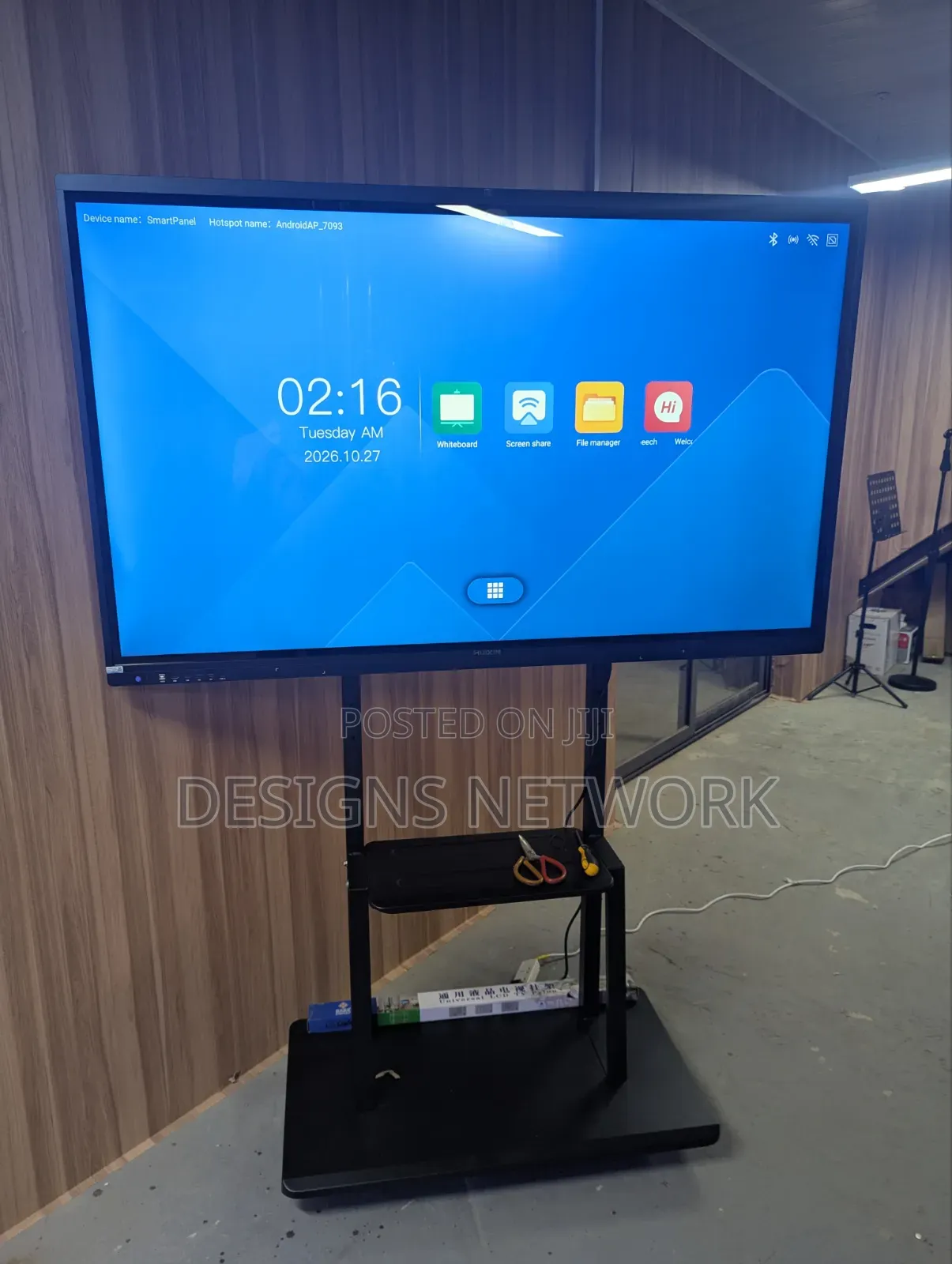 Smart Panel Interactive LCD Touchscreen