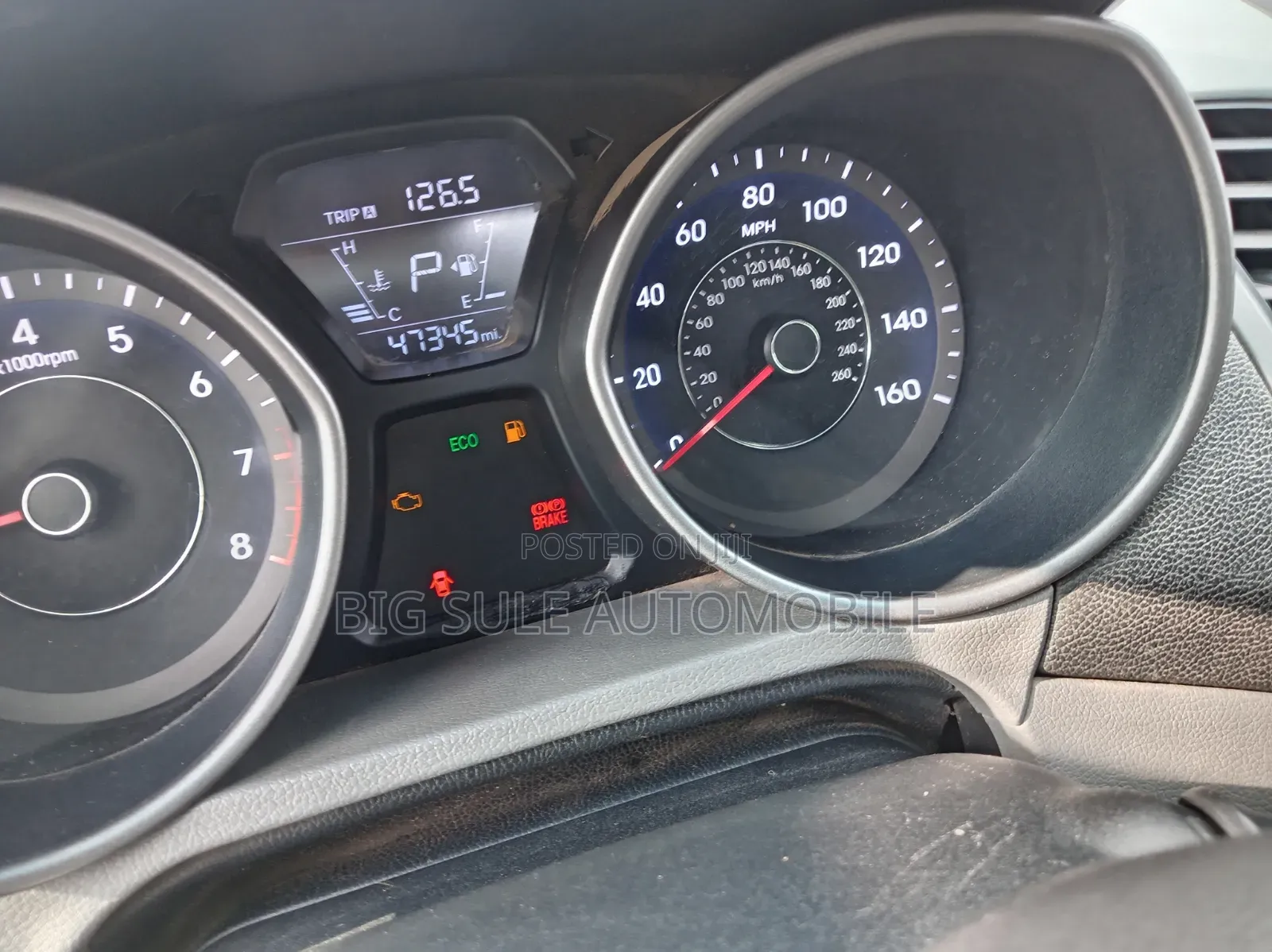Hyundai Elantra Limited 4dr Sedan (1.8L 4cyl 6A) 2015 Silver