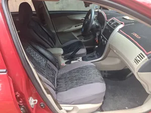 Toyota Corolla L 4dr Sedan (1.8L 4cyl 5M) 2013 Burgundy