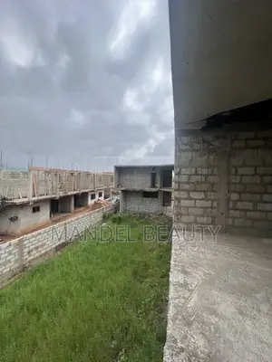 5bdrm Mansion in Tseaddo for sale