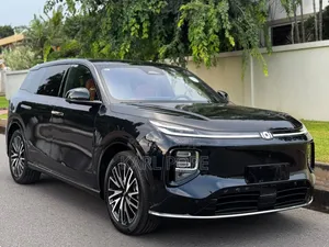 New Changan Nevo Q07 2025 Black