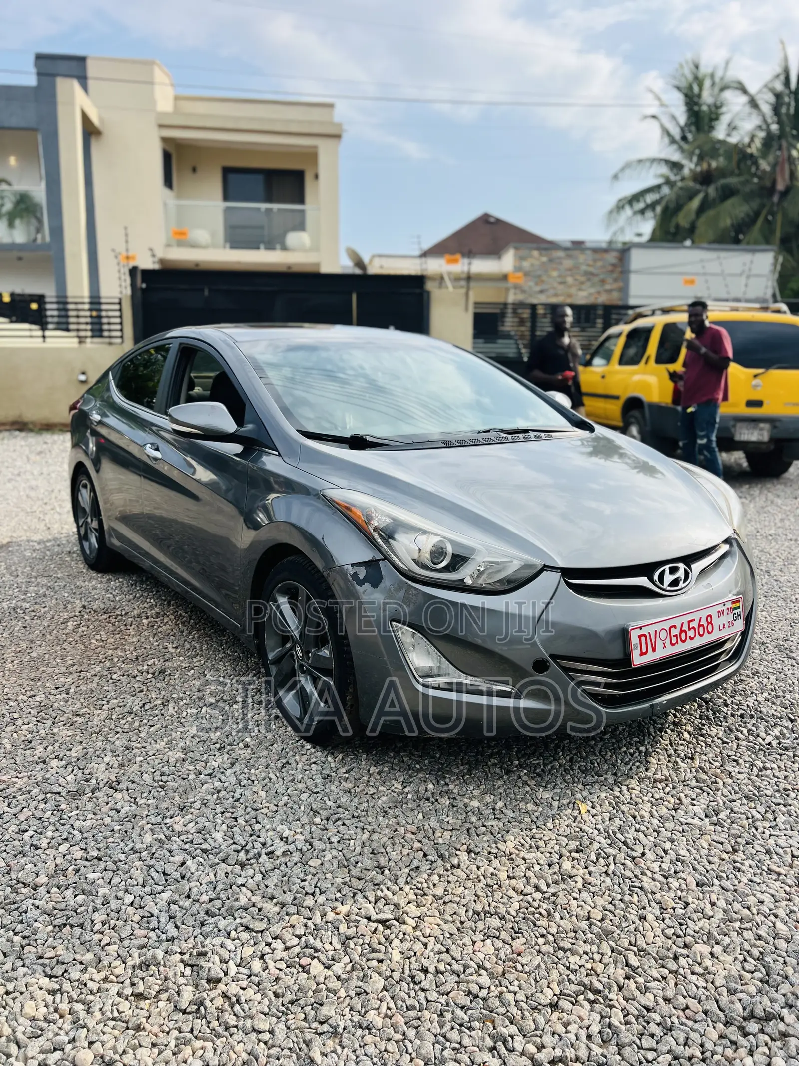 Hyundai Elantra Limited 4dr Sedan (1.8L 4cyl 6A) 2015 Gray