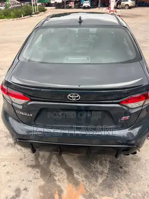 Toyota Corolla SE 2024 Black