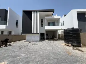 5bdrm House in East Legon for sale