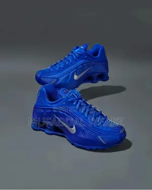 Nike Shox R4