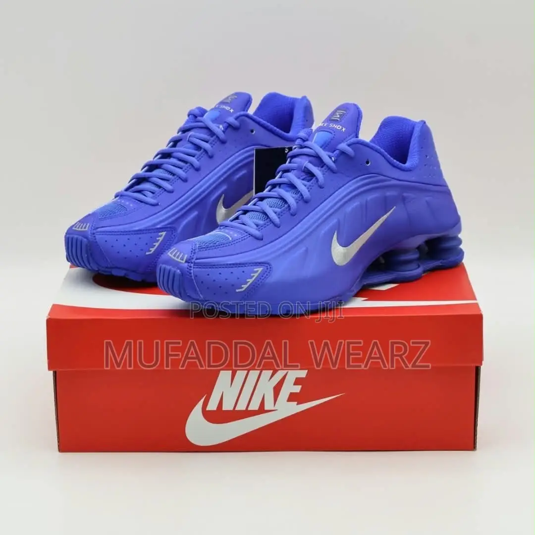 Nike Shox R4