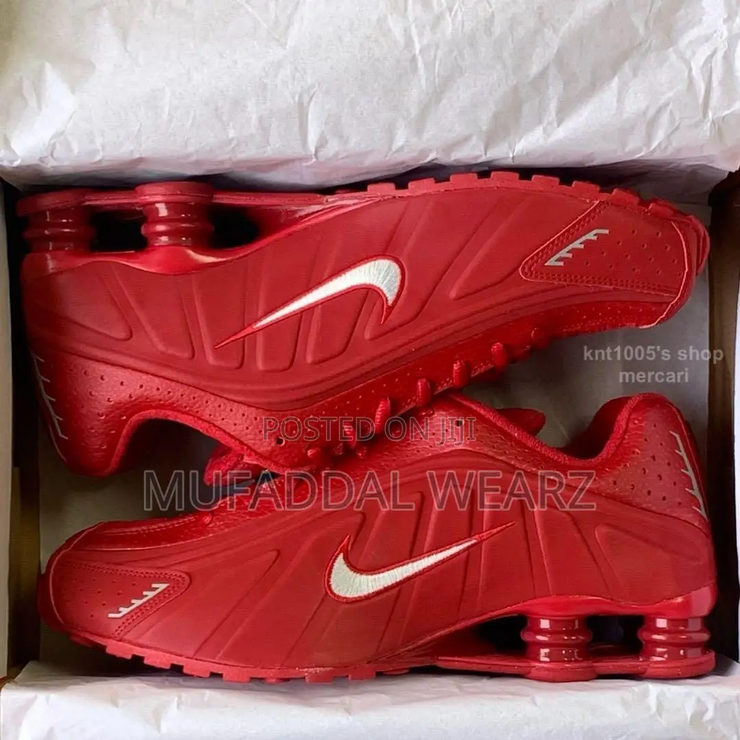 Nike Shox R4
